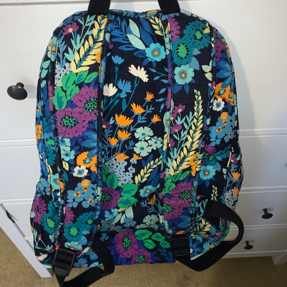 Vera Bradley backpack - Picture 4 of 4